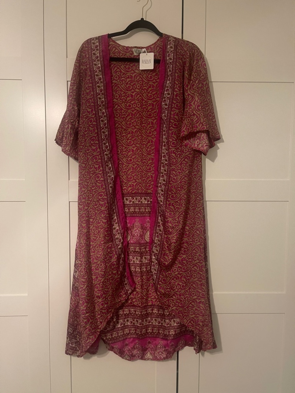 Women’s Printed Kimono Cardigan - Magenta Paisley